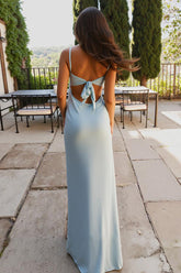 Himmelblaues Langes Abendkleid mit Spaghettiträgern aus Satin